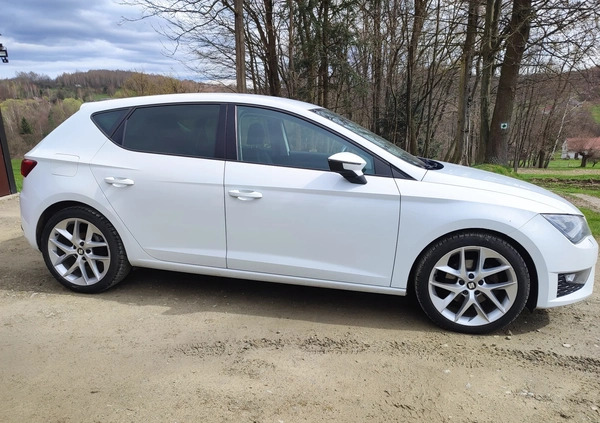 Seat Leon cena 40990 przebieg: 197000, rok produkcji 2013 z Płoty małe 121